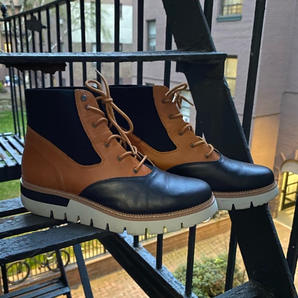 Cat Shoes - Cat Boots - knockout lace up boot